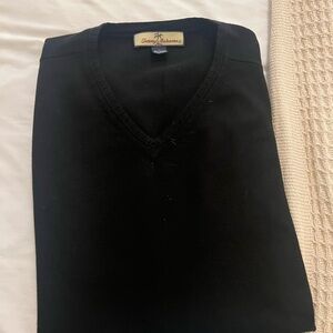 Tommy Bahama Men's V-Neck Black Sweater